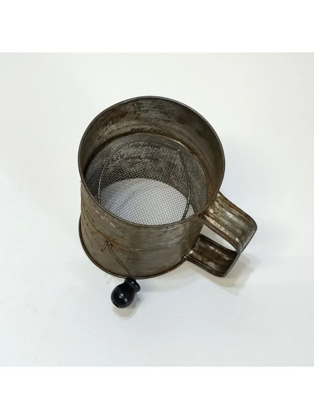 Bromwell's Vintage 3-Cup Metal Measuring Flour Sifter w/ Handle USA Grannycore